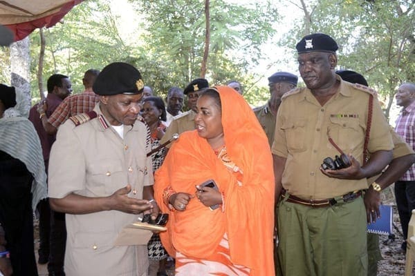 Mombasa County Commissioner Nelson Marwa (left) with County Women Rep Mishi Mboko (centre) and Suleiman Nzinga, Administration Police Commandant, during a security meeting in Likoni, Mombasa County. The majority of Mombasa county government workers comprises primary school dropouts, an audit survey released on January 29, 2014 indicated. PHOTO | FILE