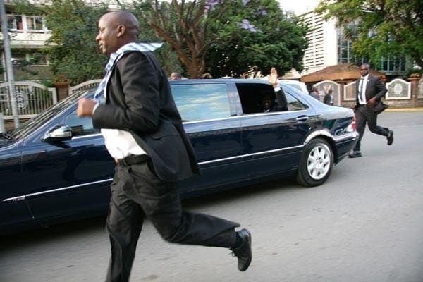 William Ruto leaves Harambee House in the presidential limousine on October 6, 2014. PHOTO | BILLY MUTAI