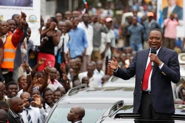President Uhuru Kenyatta speaks to residents of