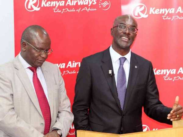 Kenya Airways acting chief finance officer Dick Muriuki with managing director and CEO Mbuvi Ngunze during a briefing on October 26, 2016. /ENOS TECHE