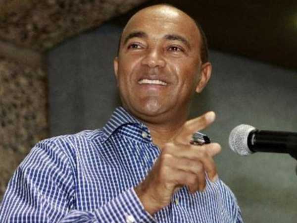 Nairobi governor hopeful Peter Kenneth (Independent) during a past event. /FILE