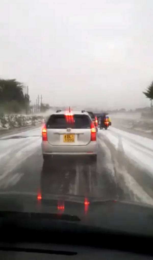 Unbelievable! Many astonished as snow falls in Nyahururu(photos)