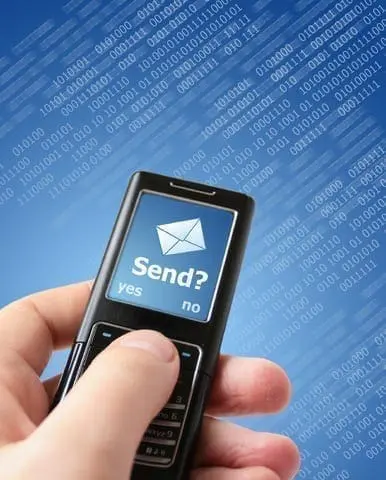 Man’s phone snatched in Nairobi, pleads with thief to send text