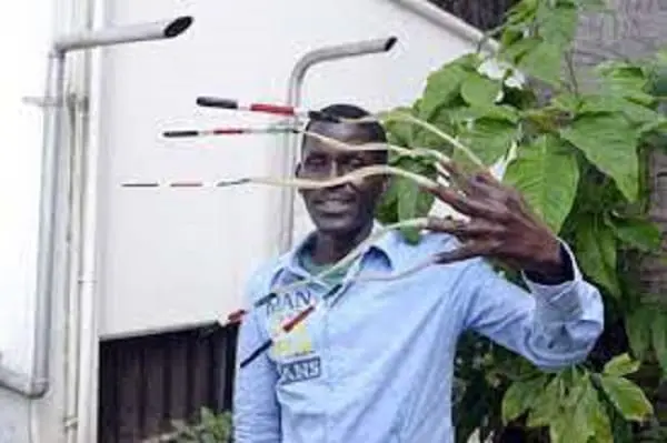 Wow: Man with the longest fingernails in Kenya