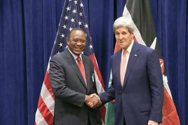 Uhuru Talks with US Secretary Kerry on Direct Flights to Kenya
