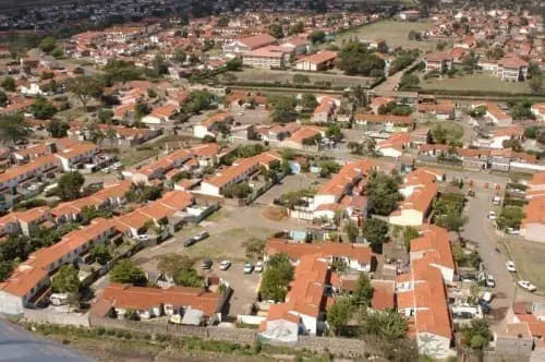 Amazing:Wealthy Kenyans Relocate as Slums Beckon