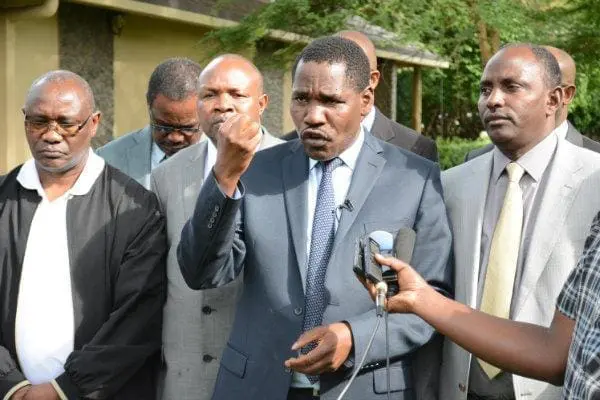 Senators and MPs Split Over Budgets Slash