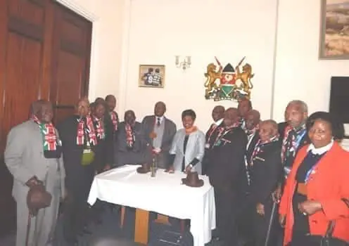 Soldiers From Kenya Meet With The High Commissioner In London 6 war 120A