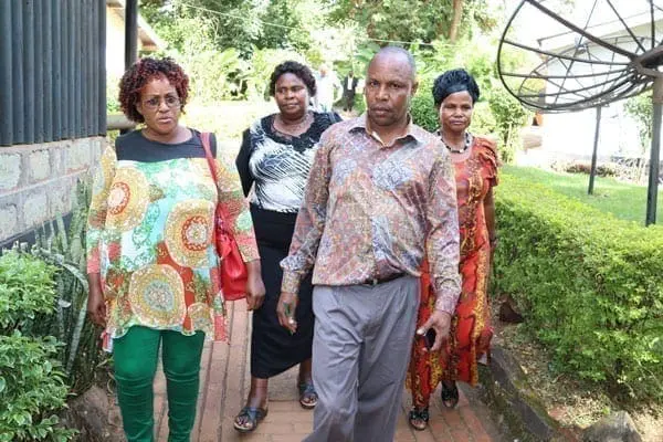 Carry your own cross, central Kenya leaders tell corrupt suspects