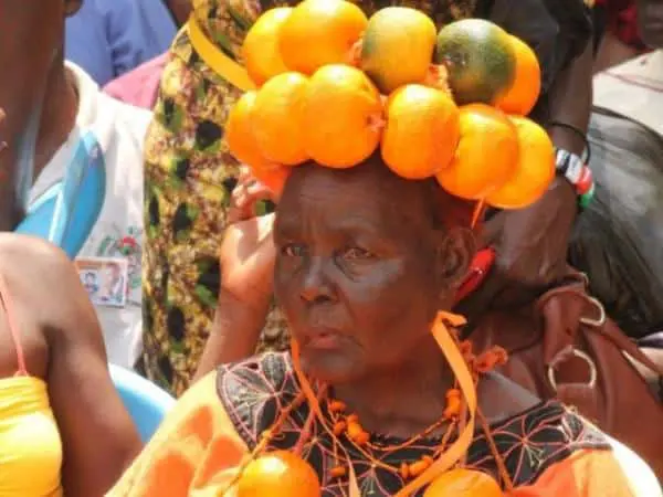 Mama Orange wants more than Sh10,000 'fare' from Raila