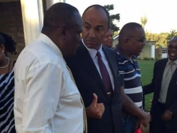Uhuru discusses politics with Peter Kenneth in Murang’a