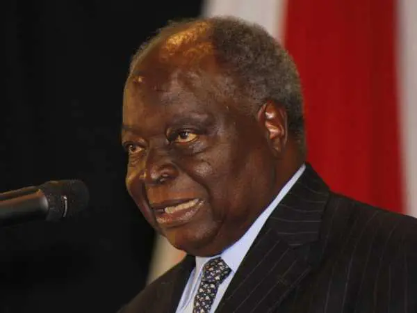 Health scare after Kibaki admitted at Karen Hospital
