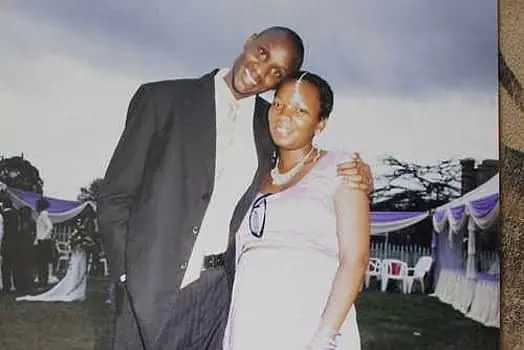 Grieving father turns to social media to search for daughter's fugitive killer