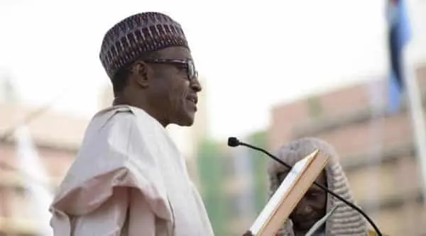 Nigerian president sells jets amid economic crisis