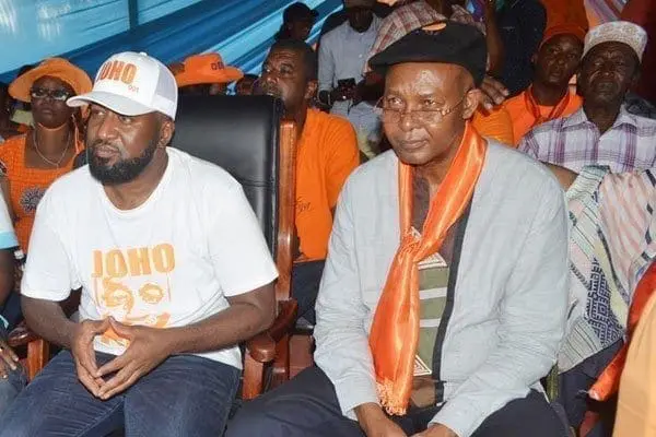 Mombasa Governor Hassan Joho (center) and his Taita Taveta counterpart John Mruttu