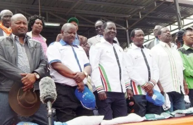 Fight breaks after NASA politicians interrupt live press conference
