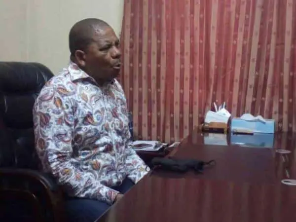 Bishop Thomas Kakala of JCC Malindi claiming some politicians are seeking powers from witch doctors to win elections during a press briefing in his office on May 17