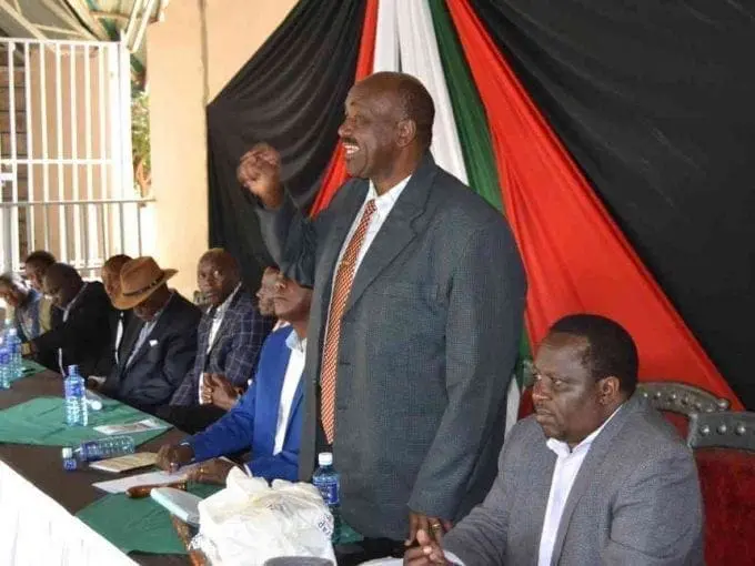 Kamba elders back Uhuru, says Kalonzo will be irrelevant in 2022