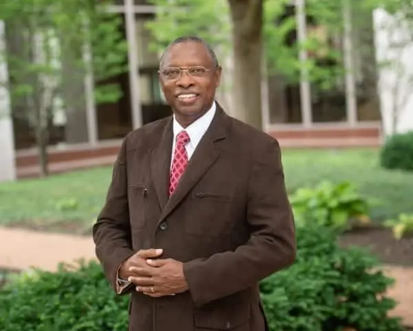 Kenyan Scholar Wins Pioneer Award in Science & Medicine