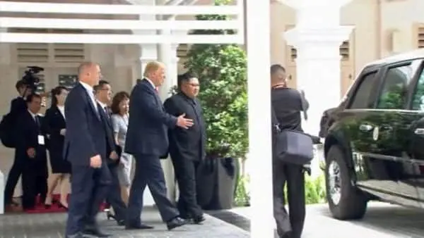 VIDEO: Check out my ride: Trump shows Kim Jong Un 'The Beast' 1 VIDEO: Check out my ride: Trump shows Kim Jong Un 'The Beast'
