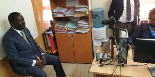 Raila Angers Kenyans After Trip to Immigration Department