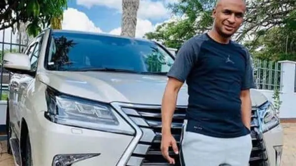 Flashy Businessman Zaheer Jhanda Explains Wealth and Ethics