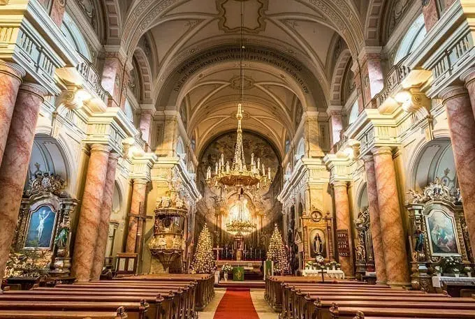 Corona Lockdown: Should Governments Close down Churches