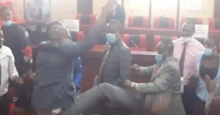 VIDEO: Chaos In Nyamira County As MCAs Exchange Blows And Kicks 1 VIDEO: Chaos In Nyamira County As MCAs Exchange Blows And Kicks