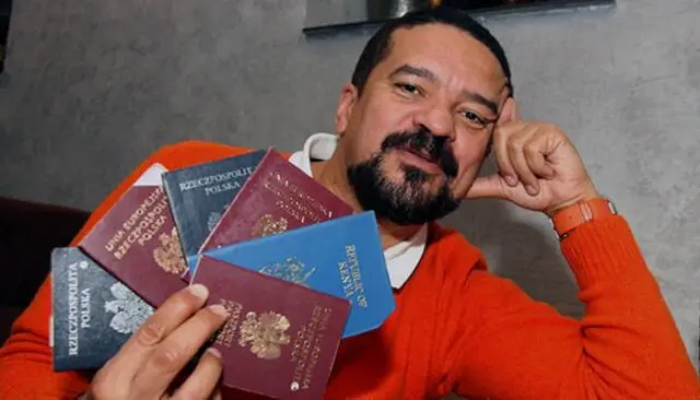 Kenyan man Sławek muturi Drove 9000KM From Europe to Kenya