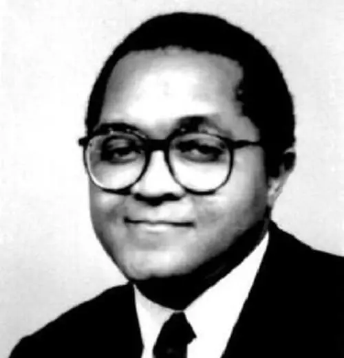 Unsong Hero: The Multifaceted Talents of Michael Mundia Kamau 1 Unsong Hero: The Multifaceted Talents of Michael Mundia Kamau