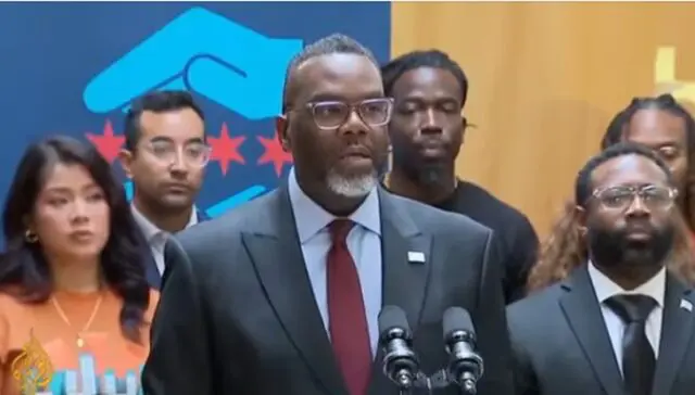 Chicago Declares 'ICE-Free Zones' and Challenges Authority