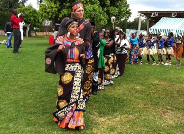 Photos of Dirk Nowitzki wedding and dancing to Mugiithi in Kenya