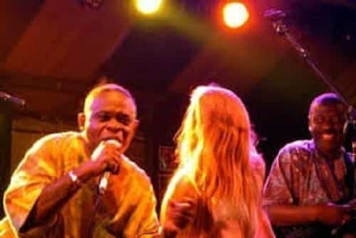 Kenyan woman Grace Haukwa dancing to fame in US