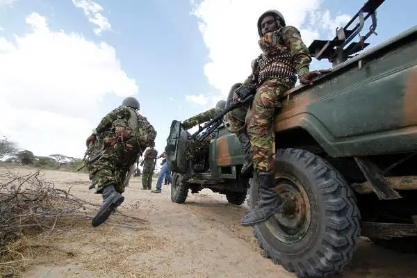 Kenya Navy soldiers joins Mombasa police security crackdown