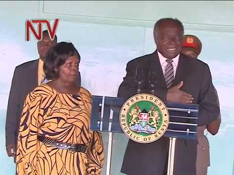 VIDEO: When Kibaki Declared He Has One Wife, But Lucy Owned The Press Conference