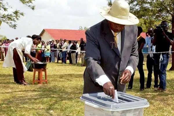 Museveni enjoys early election lead as many still to vote