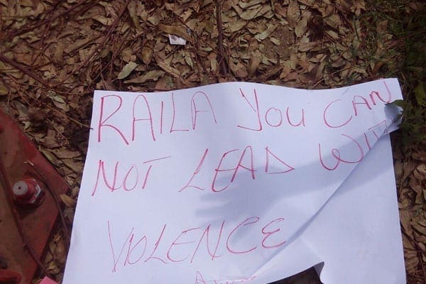  The protesters displayed anti-Raila slogans.
