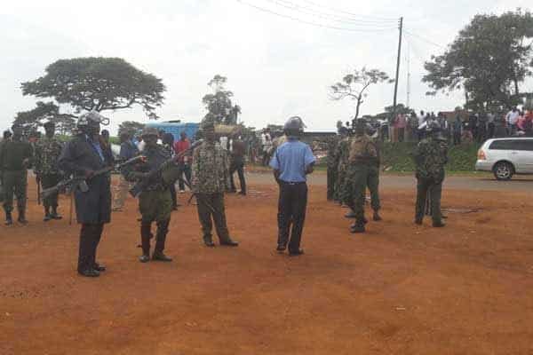 Police officers at Shibale market where ODM leader Raila Odinga was to address a public rally on July 22, 2016. Police were forced to disperse rowdy youth who disrupted the planned rally forcing Mr Odinga to abandon the event. PHOTO | NATION MEDIA GROUP