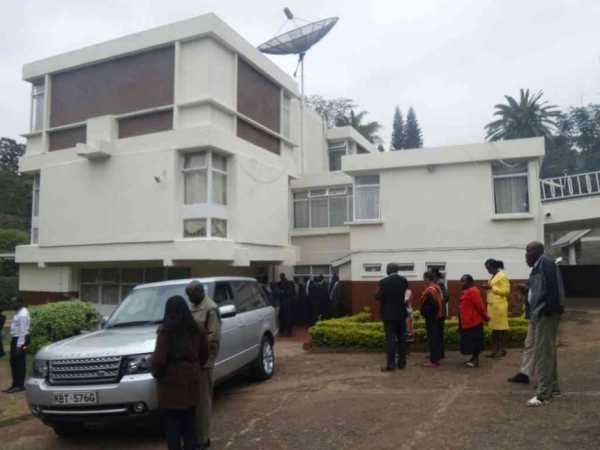 Mourners at the home of former minister and Maasai supremo William Ntimama in Lavington, Nairobi, September 6, 2016. /PATRICK VIDIJA