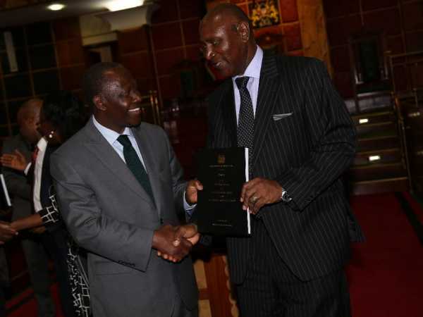 National Assembly Budget committee chairman Mutava Musyimi and Auditor General Edward Ouko in Parliament on October 13, 2016 / HEZRON NJOROGE