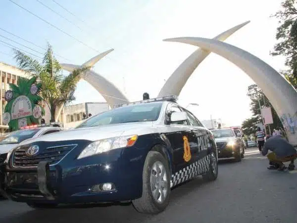 The four Mombasa county police cars that will fight crimes at the City, as they were passing at Moi Avenue. /FILE 