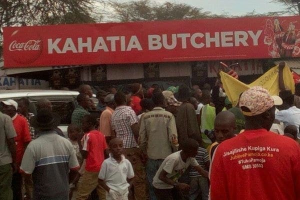 President Uhuru Kenyatta dines at Nyama choma joint in Nakuru