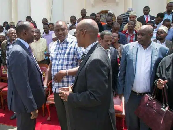 President Uhuru Kenyatta when he met a delegation of Marsabit leaders led by Governor Ukur Yattani at State House, Tuesday, March 14, 2017. /PSCU
