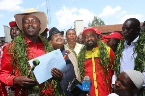 Uhuru and Ruto fly into storm in Uasin Gishu as ethnic tensions simmer