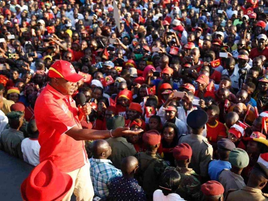 President Uhuru Kenyatta addresses Jubilee Party supporters during his tour of Kilifi county, October 10, 2017. /PSCU