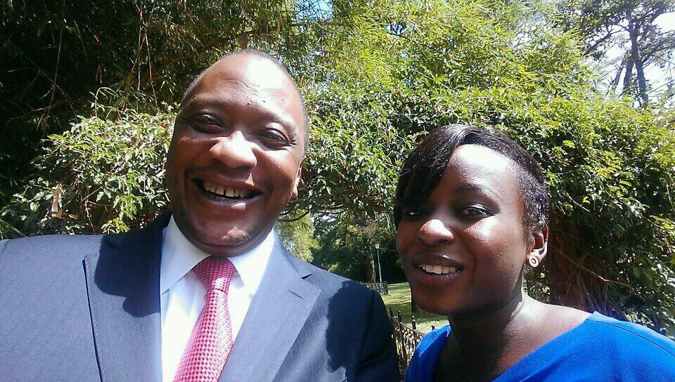 Uhuru Selfie With Citizen TV reporter Jacque Maribe