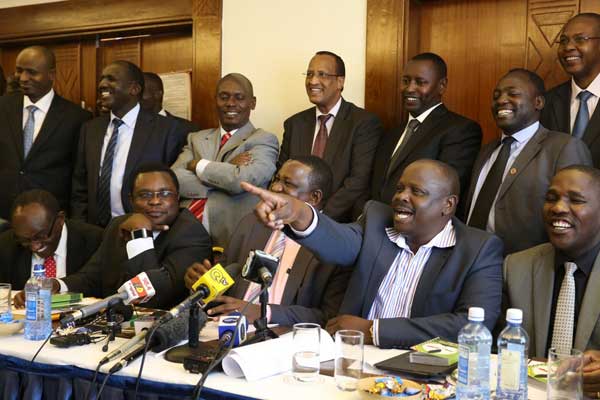 Governors at a past Press conference. They could find themselves on a collision course with County Commissioners who will now enjoy more powers.  PHOTO | BILLY MUTAI | FILE