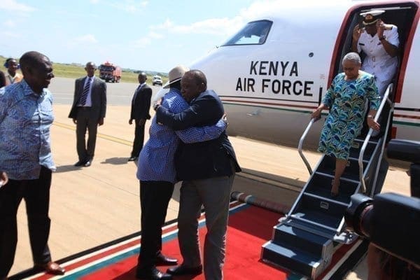 Uhuru Kenyatta's historic Nyanza tour starts