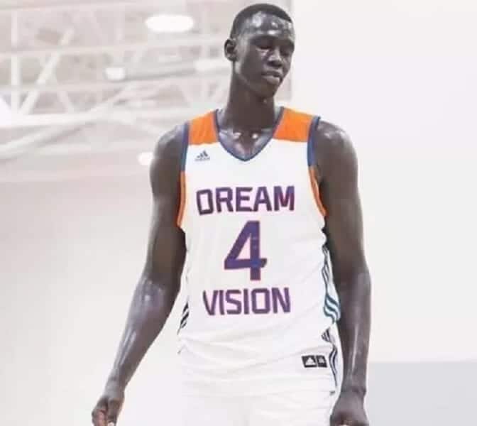 Kenyan-born Australian teen Makur Maker enters NBA Draft