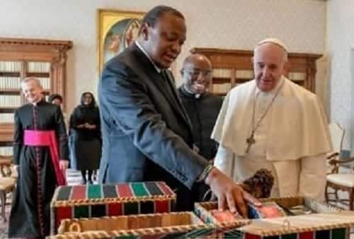 VIDEO: The Priceless Gifts Pope Francis Gave President Uhuru Kenyatta